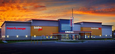 Feb 17, 2017 · GREENDALE, WI — Marcus Theatres is bringing a new dining and movie entertainment concept to the Southridge Mall property this summer. Called BistroPlex, the building will feature eight in ... 